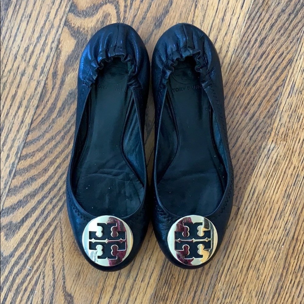 Tory Burch black leather flats